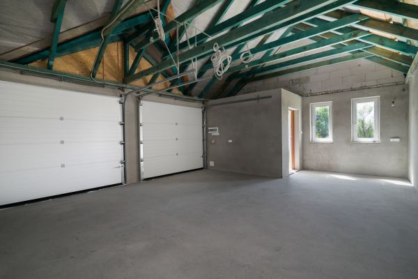 Garage Floor Concrete Repair in Burnsville