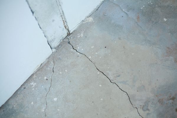 Garage Crack Repair in Burnsville